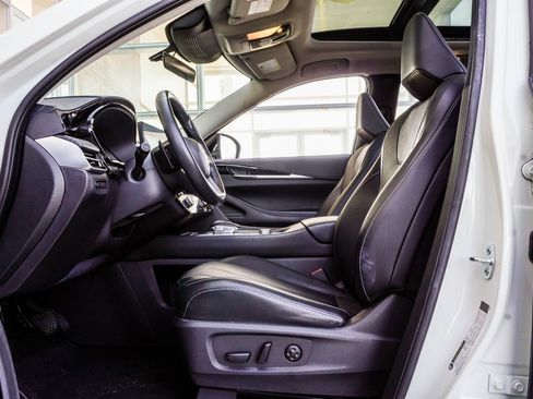 Certified 2023 INFINITI QX60 Pure image 13