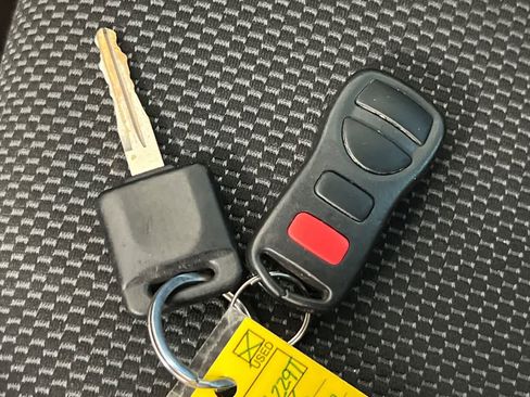 Used 2016 Nissan Sentra S FWD image 26