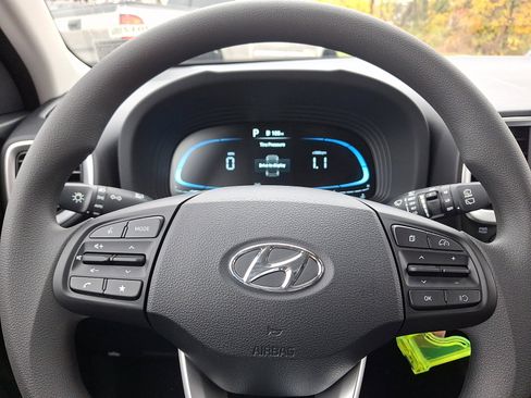 New 2026 Hyundai Venue SE image 15
