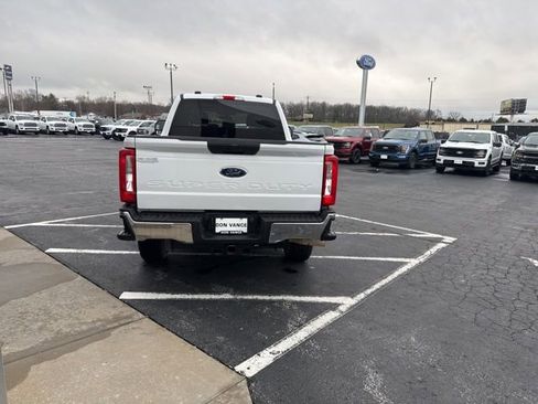 Used 2023 Ford F250 XLT w/ FX4 Off-Road Package image 5