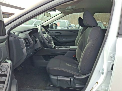 Certified 2025 Nissan Rogue S image 11