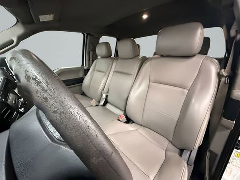 Used 2019 Ford F150 XL w/ Equipment Group 101A Mid image 10