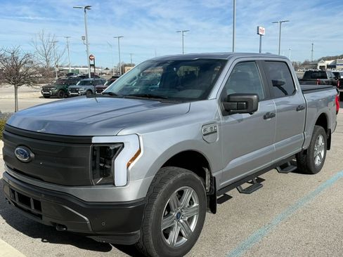 Used 2023 Ford F150 Lightning Pro w/ Tow Technology Package image 2