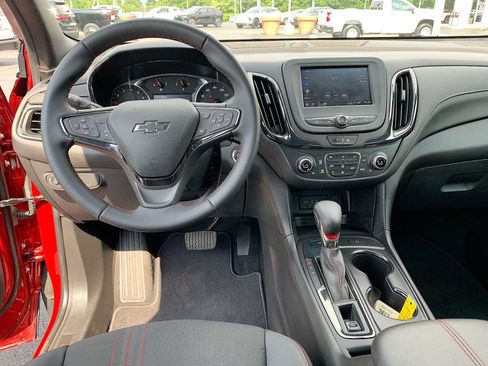 Certified 2023 Chevrolet Equinox RS AWD/4WD image 19
