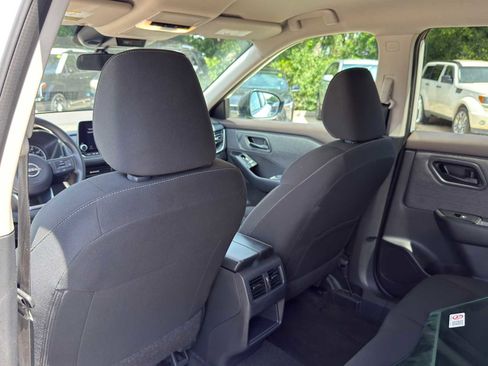 Used 2023 Nissan Rogue S AWD/4WD image 32