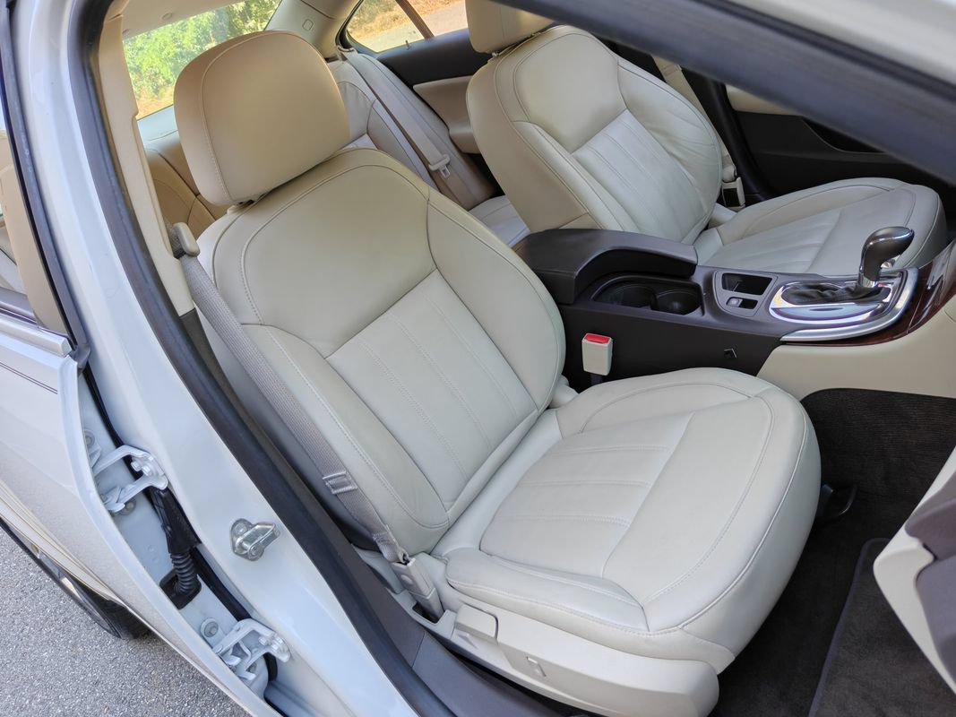 Used 2016 Buick Regal FWD image 14