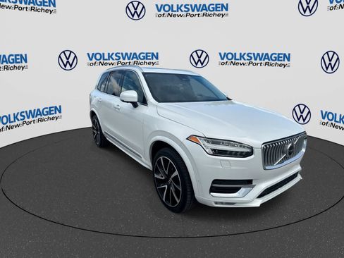 Used 2023 Volvo XC90 B6 Plus w/ Protection Package Premier AWD/4WD image 8