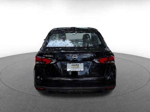Used 2025 Nissan Versa SV FWD image 6