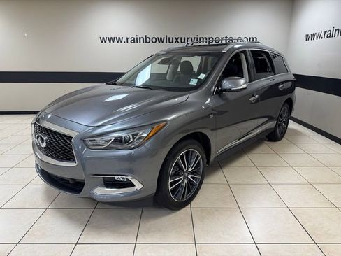 Used 2019 INFINITI QX60 Luxe w/ Sensory Package image 3