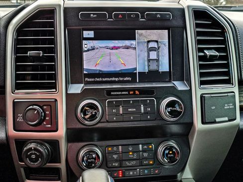 Used 2020 Ford F150 Lariat w/ Equipment Group 502A Luxury image 18