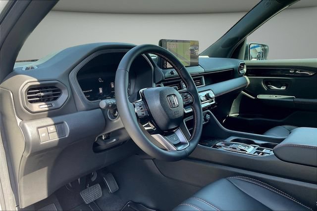 New 2026 Honda Pilot TrailSport image 7