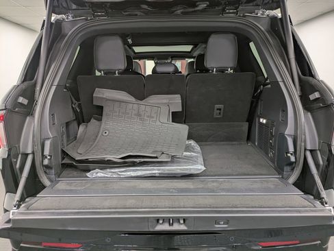 Used 2025 Lincoln Navigator Reserve w/ Jet Appearance Package AWD/4WD image 25