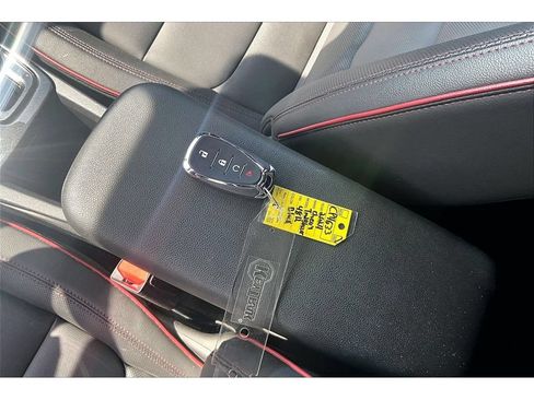 Used 2024 Chevrolet TrailBlazer RS AWD/4WD image 55
