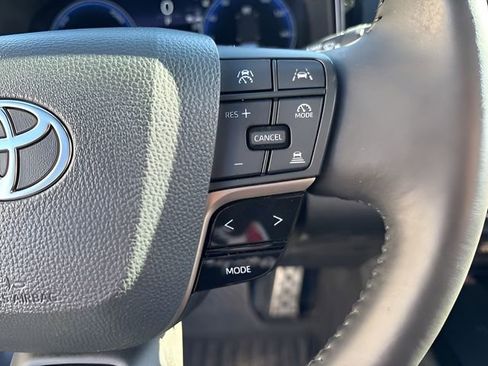 Used 2025 Toyota Camry XSE FWD image 19