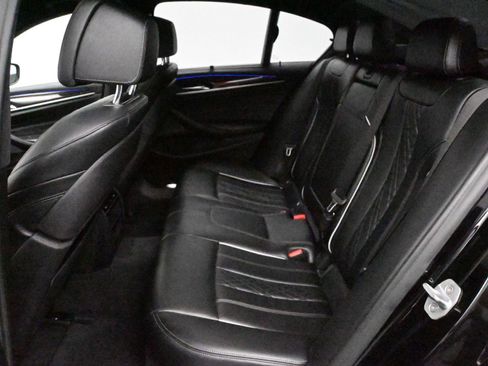 Used 2018 BMW 540i xDrive image 11