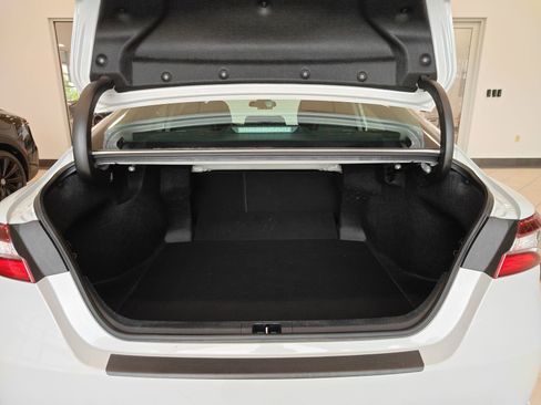 Used 2024 Toyota Camry SE FWD image 13