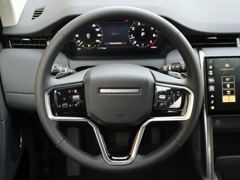 Certified 2025 Land Rover Discovery Sport S image 17