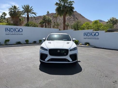 Used 2022 Jaguar F-PACE SVR AWD/4WD image 2