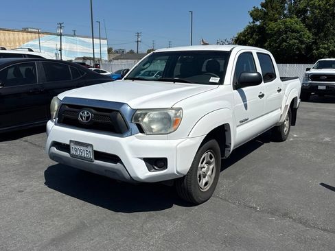 Used 2013 Toyota Tacoma 2WD Double Cab w/ SR5 Pkg image 3