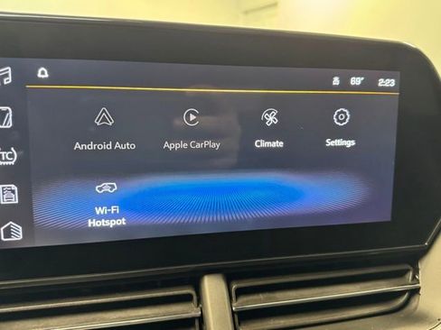 Used 2024 Chevrolet Trax LT image 19