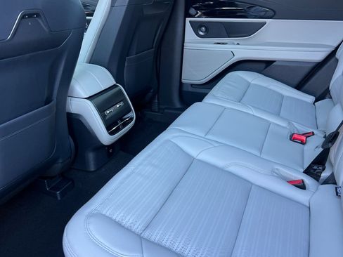 New 2026 Lincoln Nautilus Reserve image 10