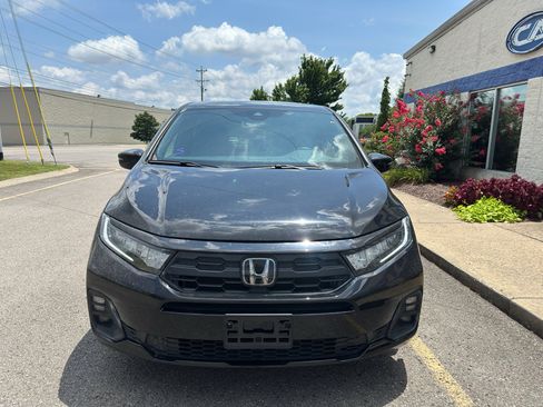 Used 2025 Honda Odyssey Sport-L image 9