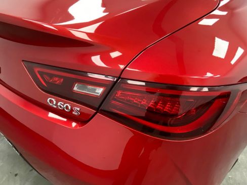 Used 2017 INFINITI Q60 Red Sport 400 image 14