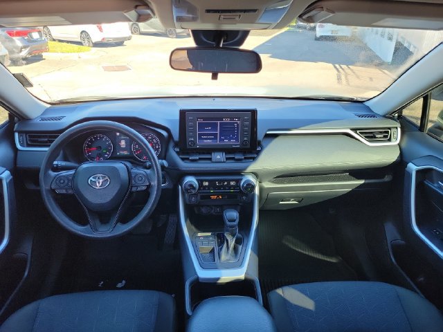 Used 2022 Toyota RAV4 XLE FWD image 12