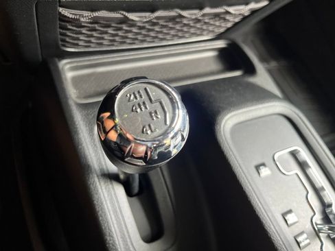 Used 2014 Jeep Wrangler Unlimited Rubicon w/ Connectivity Group AWD/4WD image 24