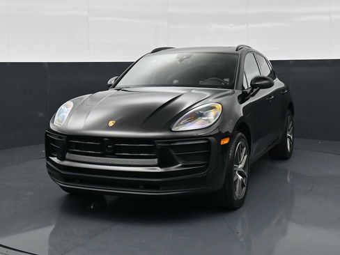New 2026 Porsche Macan AWD/4WD image 27