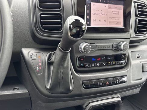 Used 2025 RAM ProMaster 2500 w/ Convenience Group image 24