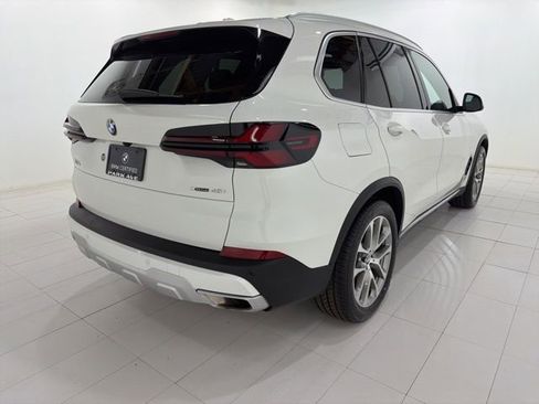 Certified 2024 BMW X5 xDrive40i AWD/4WD image 5