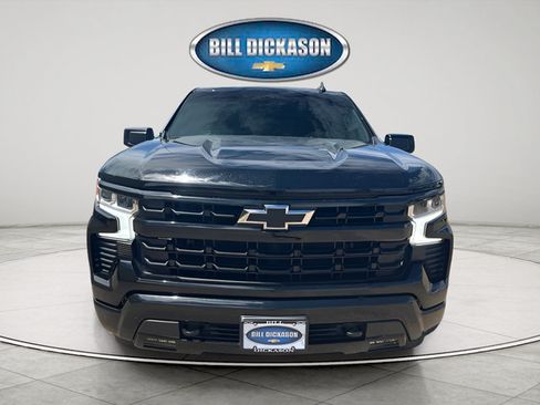 Used 2023 Chevrolet Silverado 1500 RST AWD/4WD image 2