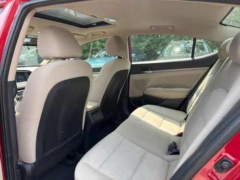 Used 2018 Hyundai Elantra Value Edition FWD image 6