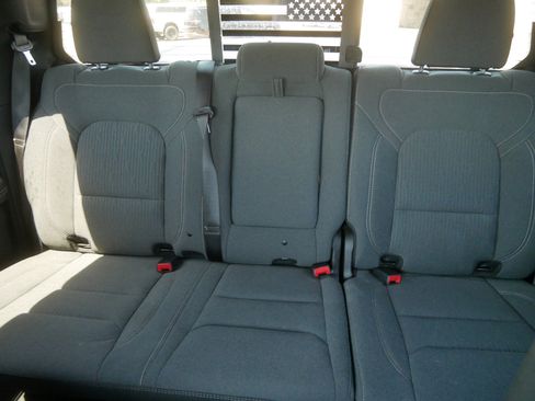 Used 2023 RAM 1500 Big Horn AWD/4WD image 13