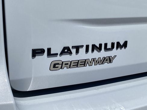 New 2025 Ford Expedition Platinum w/ Stealth Performance Package image 9