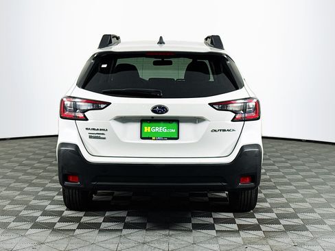 Used 2024 Subaru Outback Premium AWD/4WD image 7
