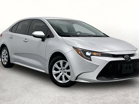Used 2022 Toyota Corolla LE FWD image 1