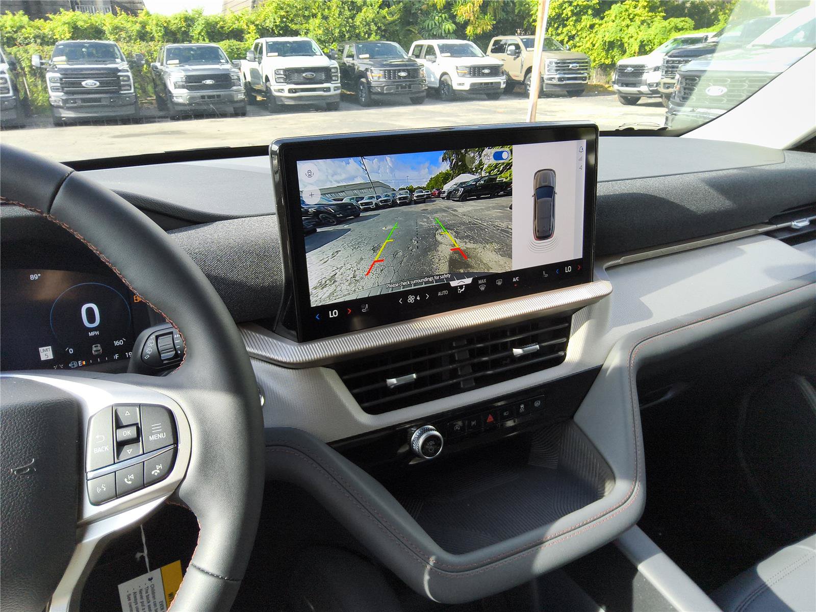 New 2026 Ford Explorer Active w/ Active Comfort Package RWD image 18