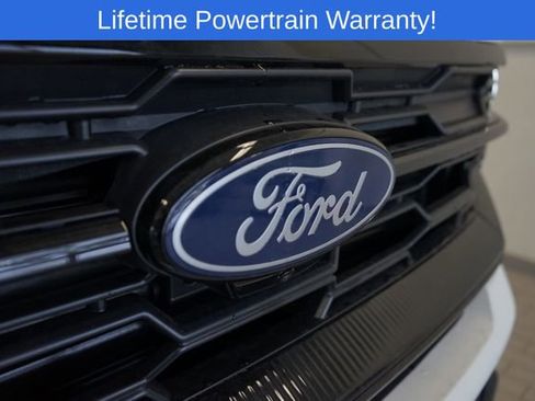 New 2026 Ford Expedition Active image 18