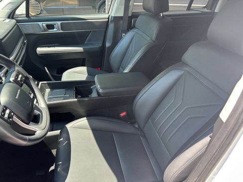 Used 2026 Hyundai Santa Fe SEL AWD/4WD image 24