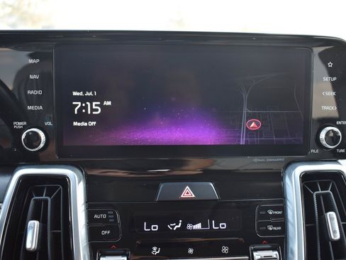 Used 2023 Kia Sorento SX AWD/4WD image 36