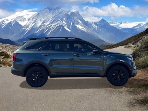 Used 2022 Kia Sorento S image 6