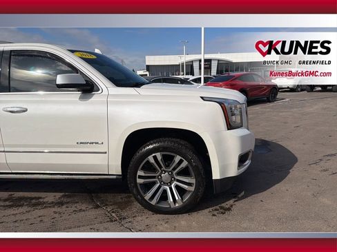 Used 2018 GMC Yukon XL Denali image 7