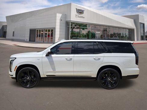 Used 2025 Cadillac Escalade Sport Platinum w/ LPO, Floor Liner Package AWD/4WD image 3