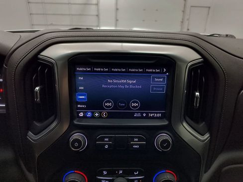 Used 2021 Chevrolet Silverado 1500 LT AWD/4WD image 25