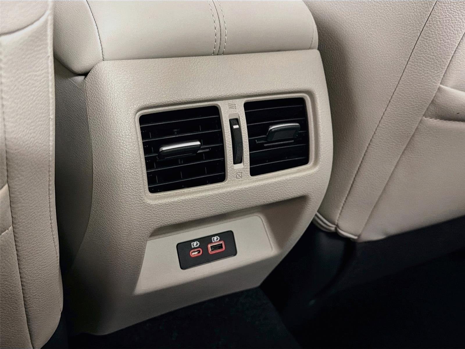 Certified 2019 Nissan Altima 2.5 Platinum FWD image 27