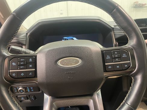 Used 2022 Ford Expedition Max Platinum AWD/4WD image 16