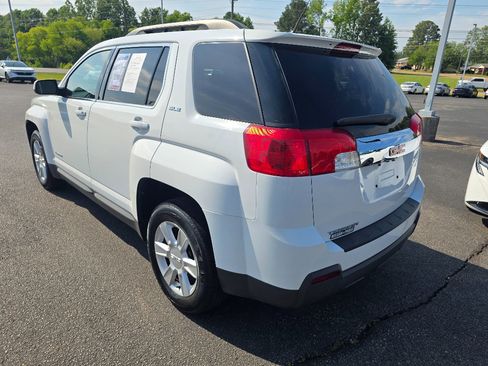 Used 2011 GMC Terrain SLE FWD image 5