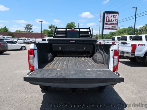 Used 2021 Ford F250 XL w/ Power Equipment Group AWD/4WD image 18